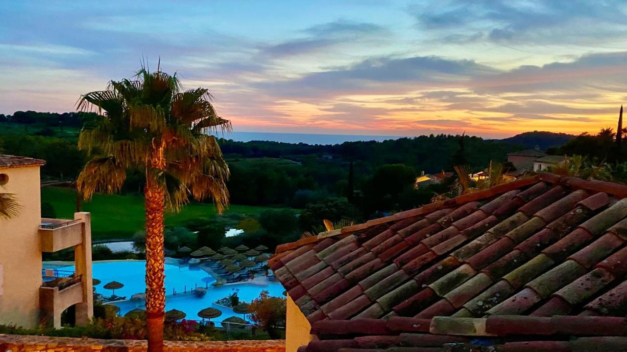 Hameau Des Amandiers-Vue Mer & Golf サン・シル・シュル・メール エクステリア 写真